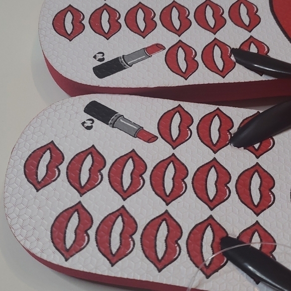 Harajuku Lovers Gwen Stefani flip flop - Picture 5 of 8